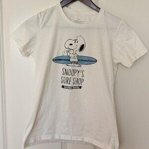 Snoopy Surf Shop Tee – Authentic Hawaii Exclusive – Medium, Junior Fit